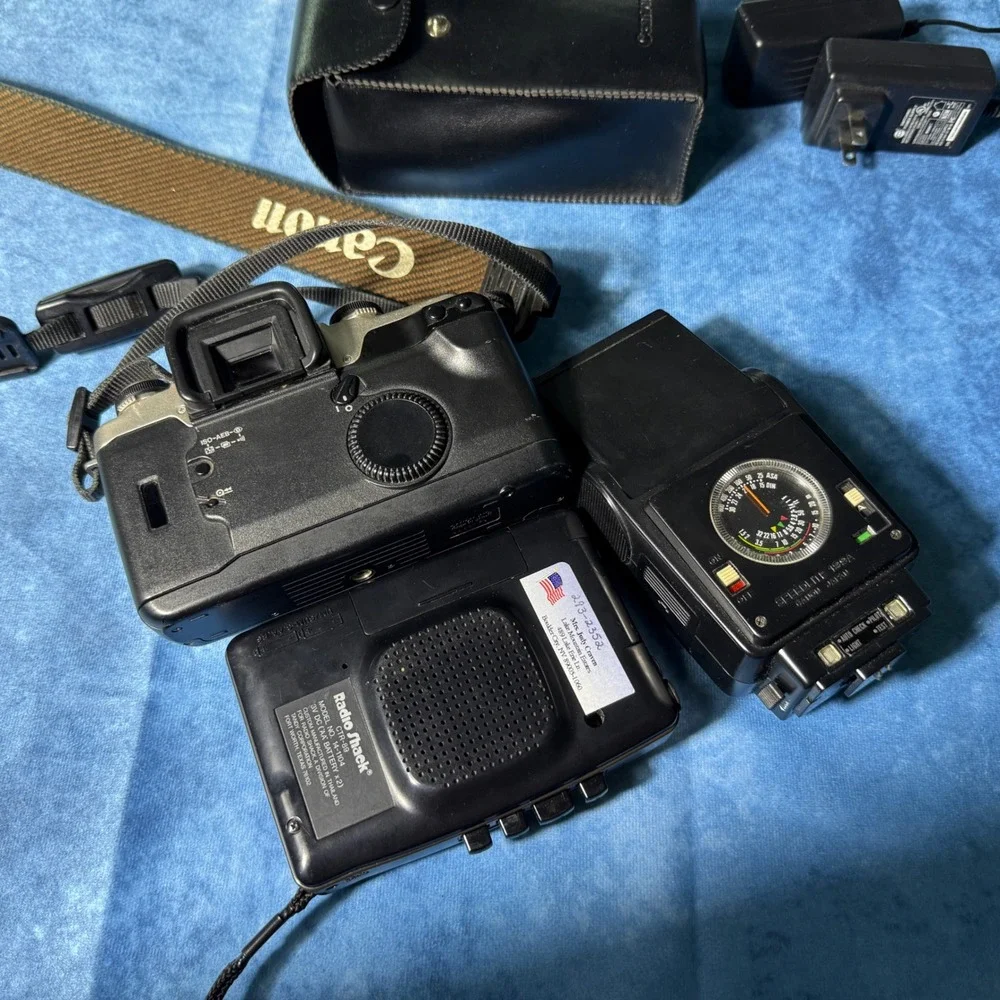 Vintage Canon EOS Elan IIE 35mm Camera Radio Shack VOX Recorder Flash Bundle